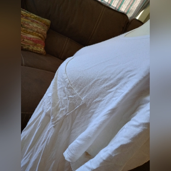 Hollister t shirt - Picture 5 of 6